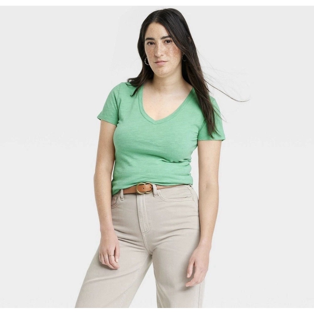 Universal Thread T-Shirt Womens X-Small Cotton‎ Short Sleeve V-Neck Green